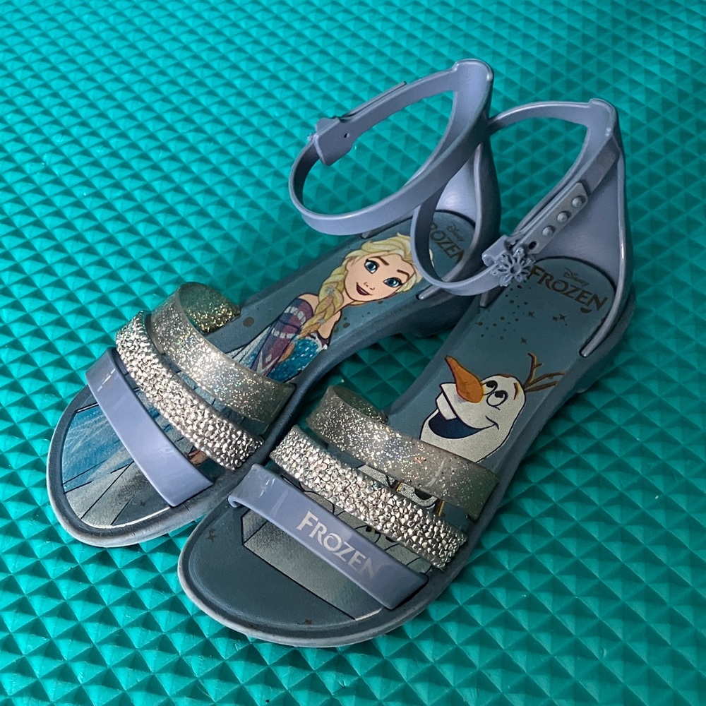 DISNEY/GRENDENE Kids  Frozen Fantasy Blue Sandals | 2